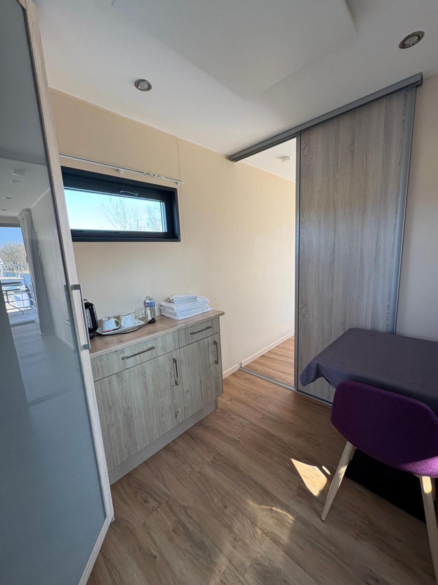 Hotel La Vinaigrerie Logis Joinville Bagian luar foto